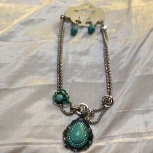 🦋NWT Awesome Choker Necklace Earrings Set Must Have 🦋